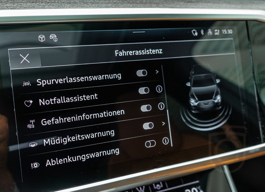 Audi S6 Avant EXCLUSIVE LUFT*B&O*SClose*PANO*HUD*21"