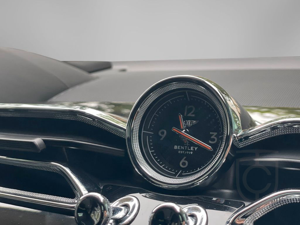 Bentley Bentayga 4.0 V8