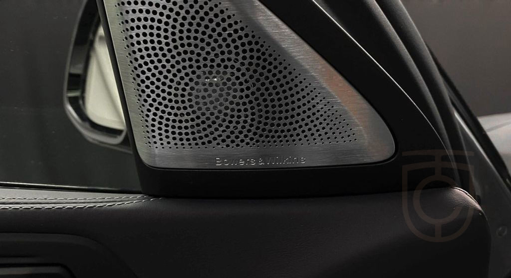 BMW X6 M X6M Competition 625hp xDrive F96 B&W *VAT*