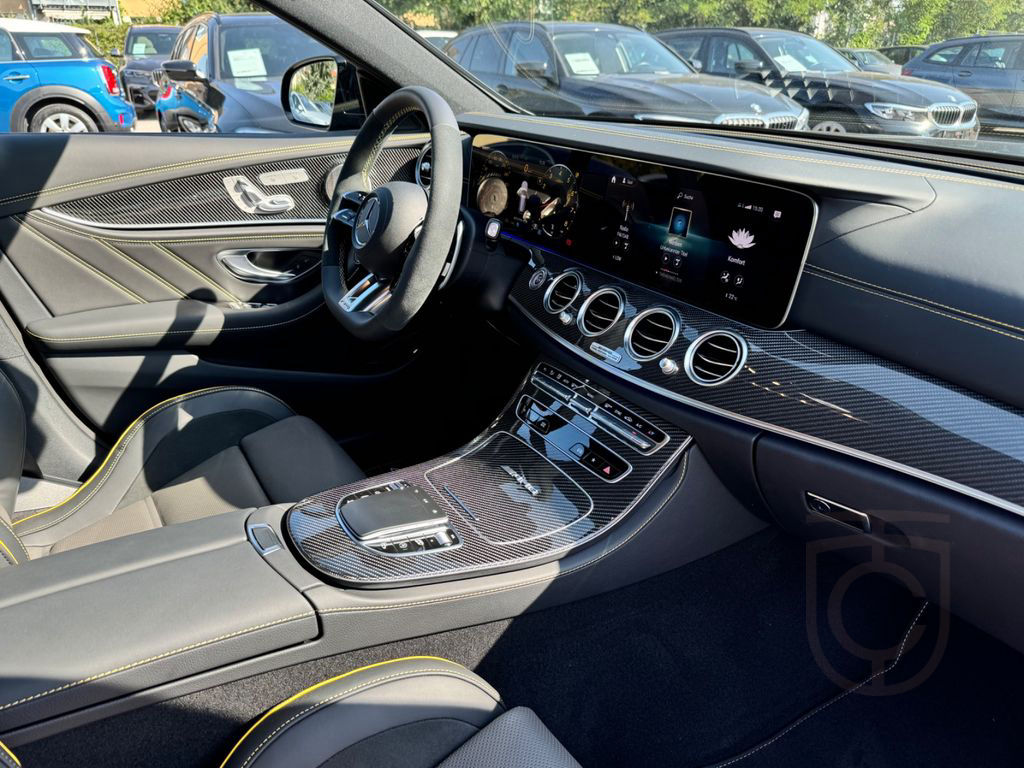 Mercedes-Benz E 63 S AMG 4M Final Edition / DRIVERS / CARBON /