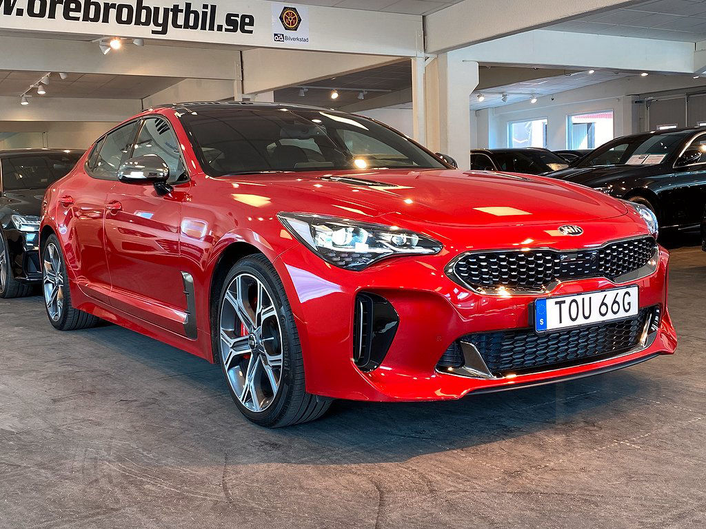 Kia Stinger GT 3.3 T-GDi	AWD
