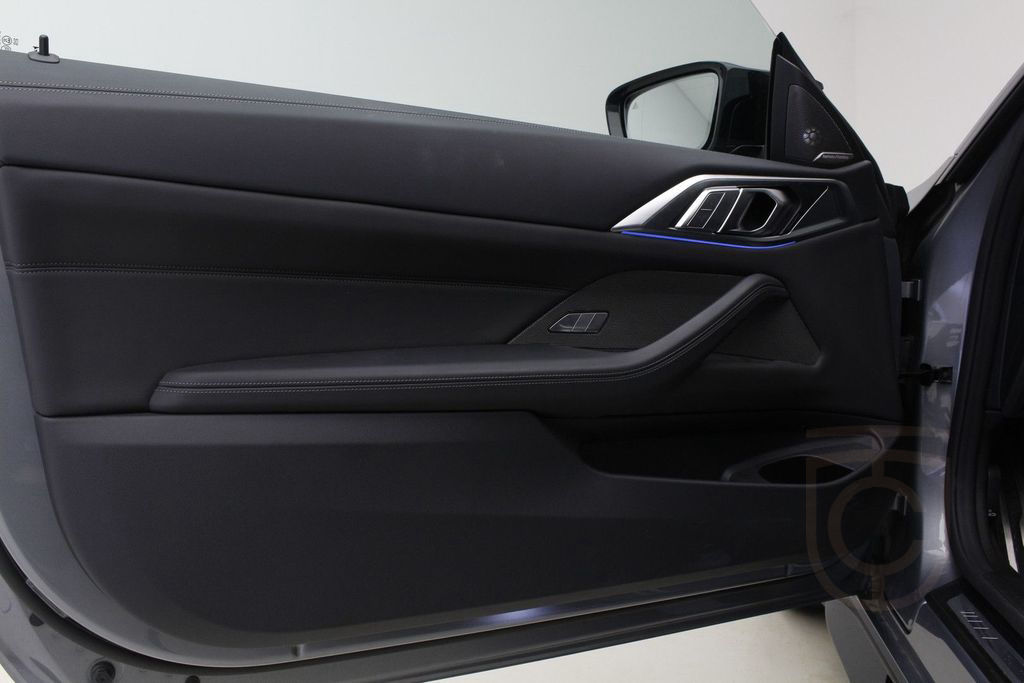 BMW M4 Cabrio xDrive Competition | Nw Model | Air Co