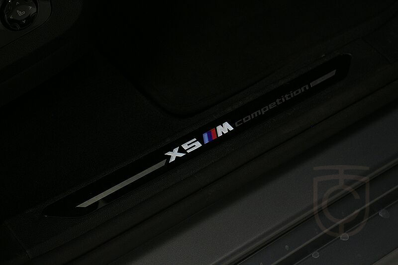 BMW X5 M Competition 22Zoll AHK B&W Panorama V-MAX