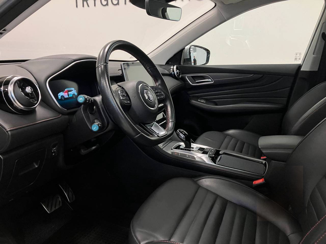 MG EHS EHS PHEV Luxury