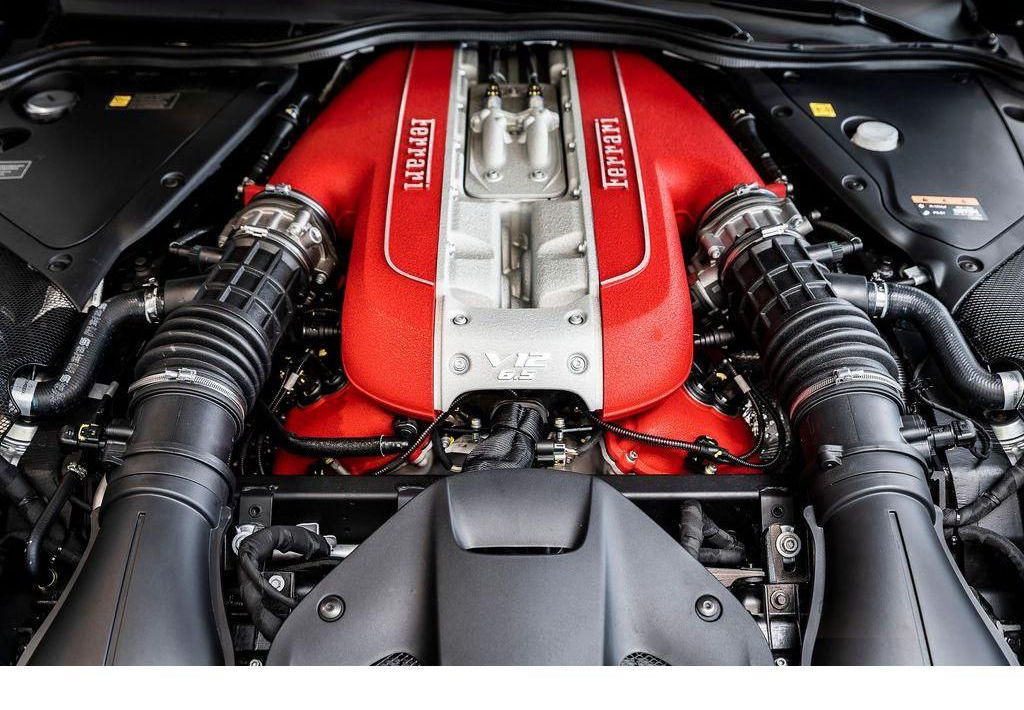 Ferrari 812