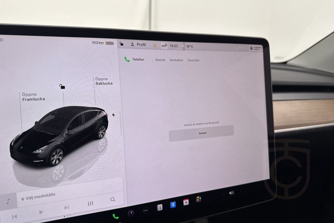 Tesla Model Y Long Range AWD