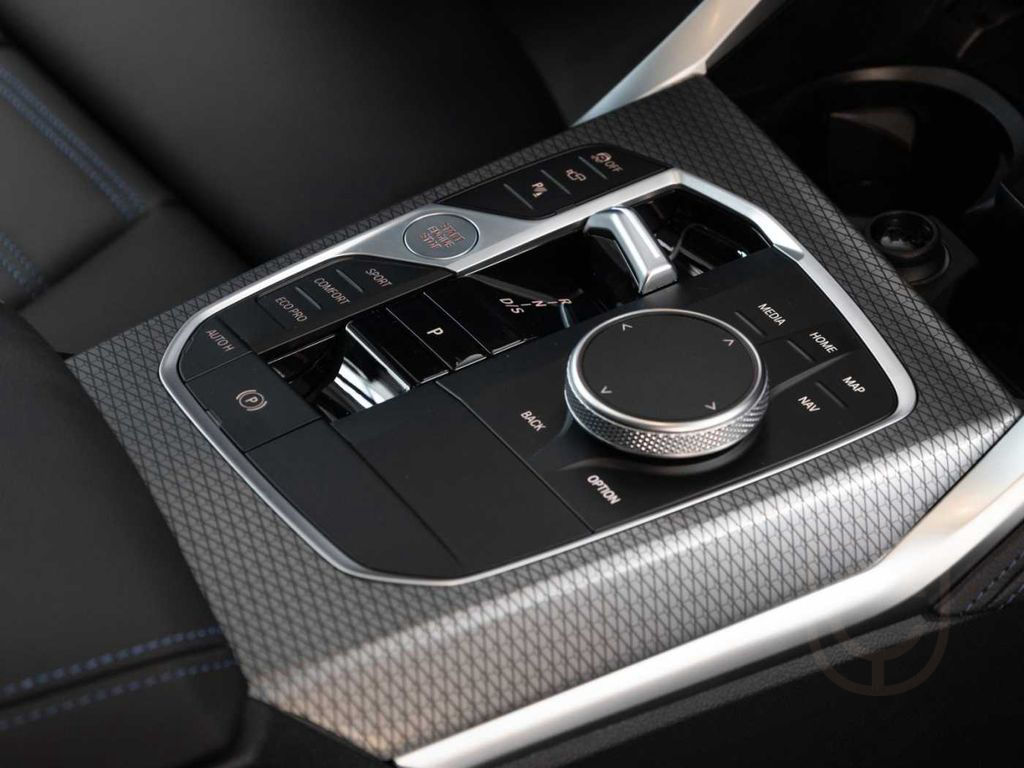 BMW M440i xDrive/HUD/Laser/Driv Ass Prof/360° Kamera