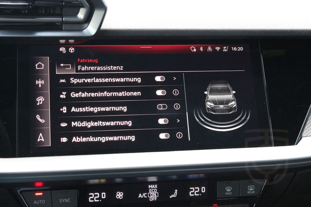 Audi RS3 Sportback/Pano/Matrix/Sportabg/Sonos/Schale