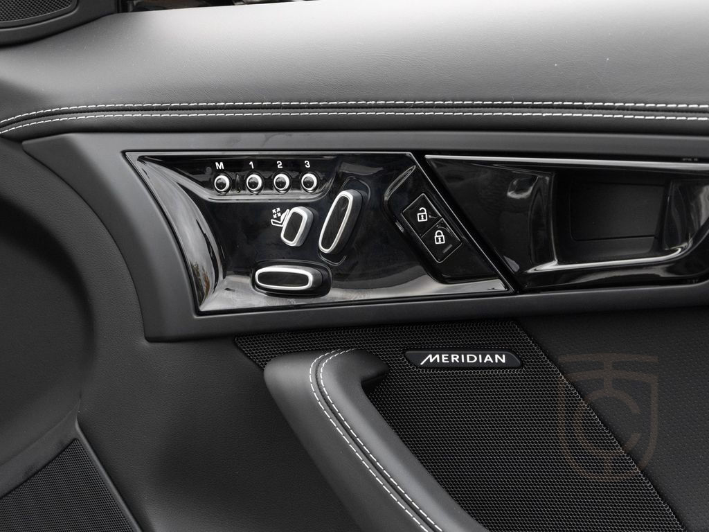 Jaguar F-TYPE P450 AWD 75 Cabriolet Neuwagengarantie