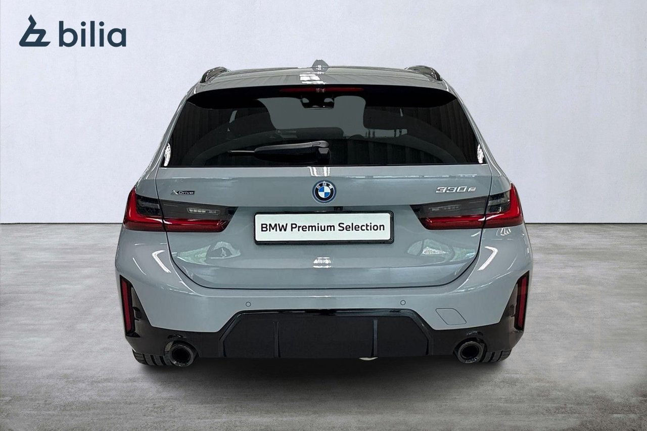 BMW 330e xDrive Touring M-Sport Pro