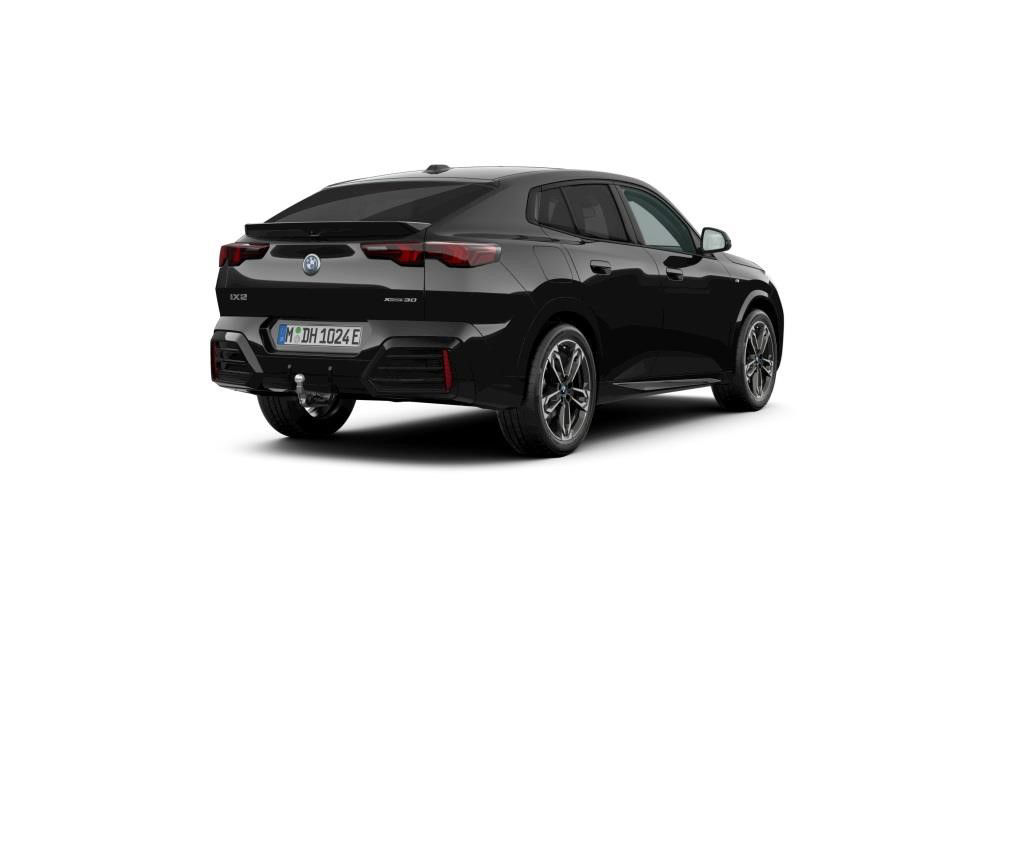 BMW iX2 xDrive30