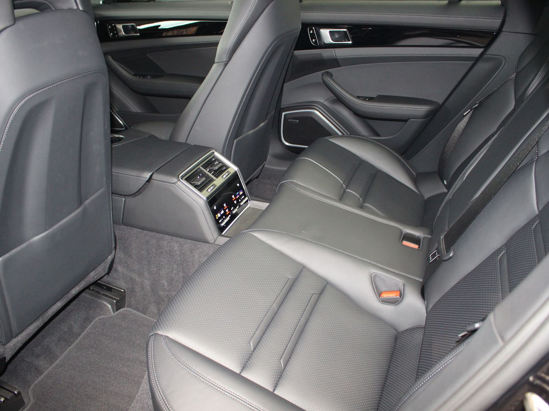 Porsche Panamera 4 E-Hybrid Sport Turismo