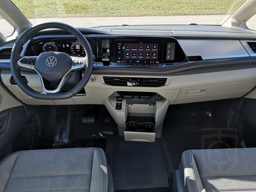 Volkswagen T7 2.0TDI DSG California Beach Sport Edition 8 F