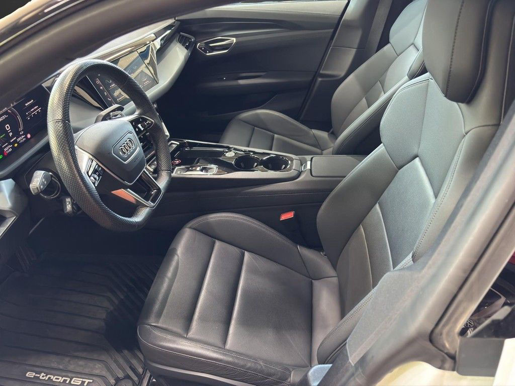 Audi e-tron GT quattro MMI, HuD, Pano, Wärmepump
