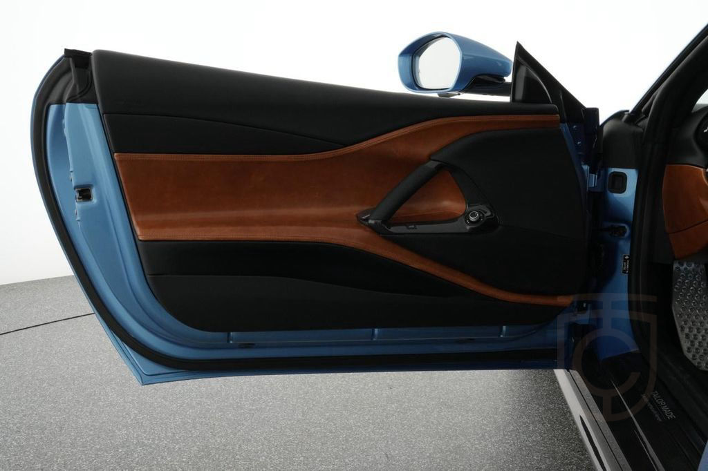 Ferrari 812 GTS Tailor Made TAILOR MADE LIFTSYSTEM
