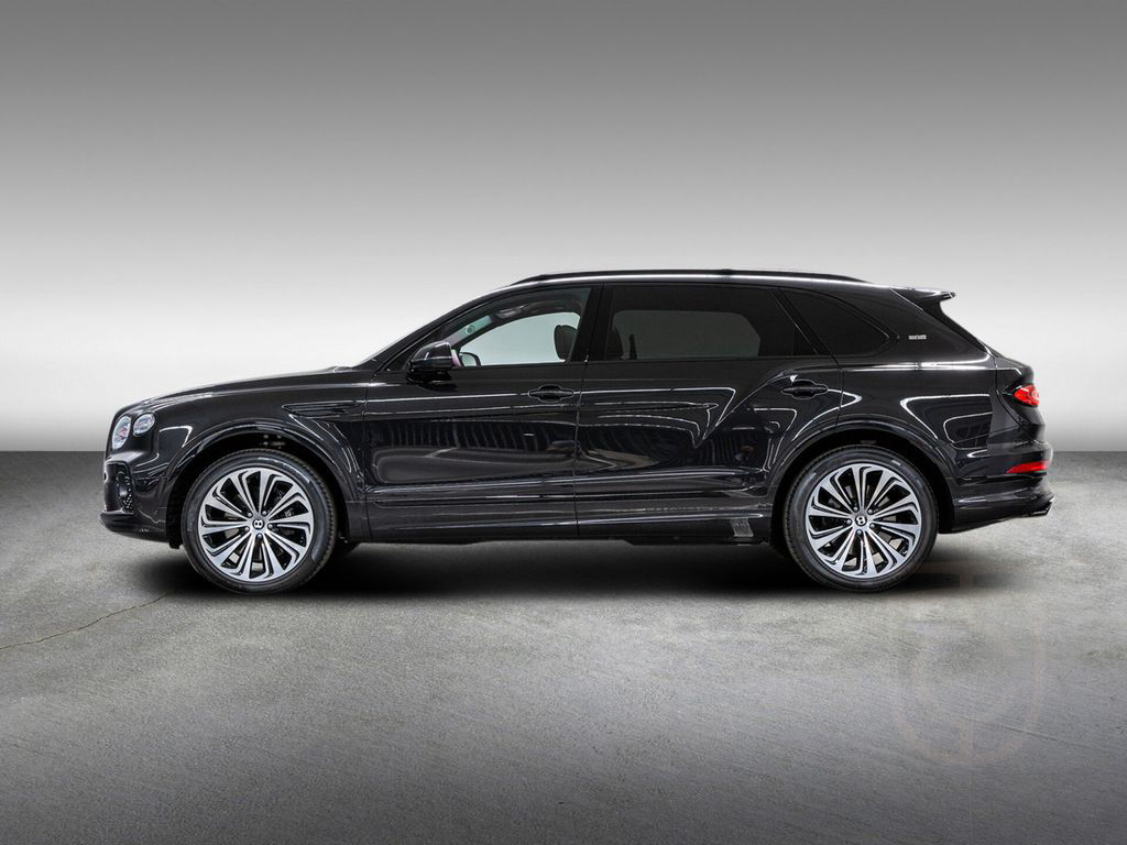Bentley Bentayga V8 Azure EWB |First Edition|Black Line|