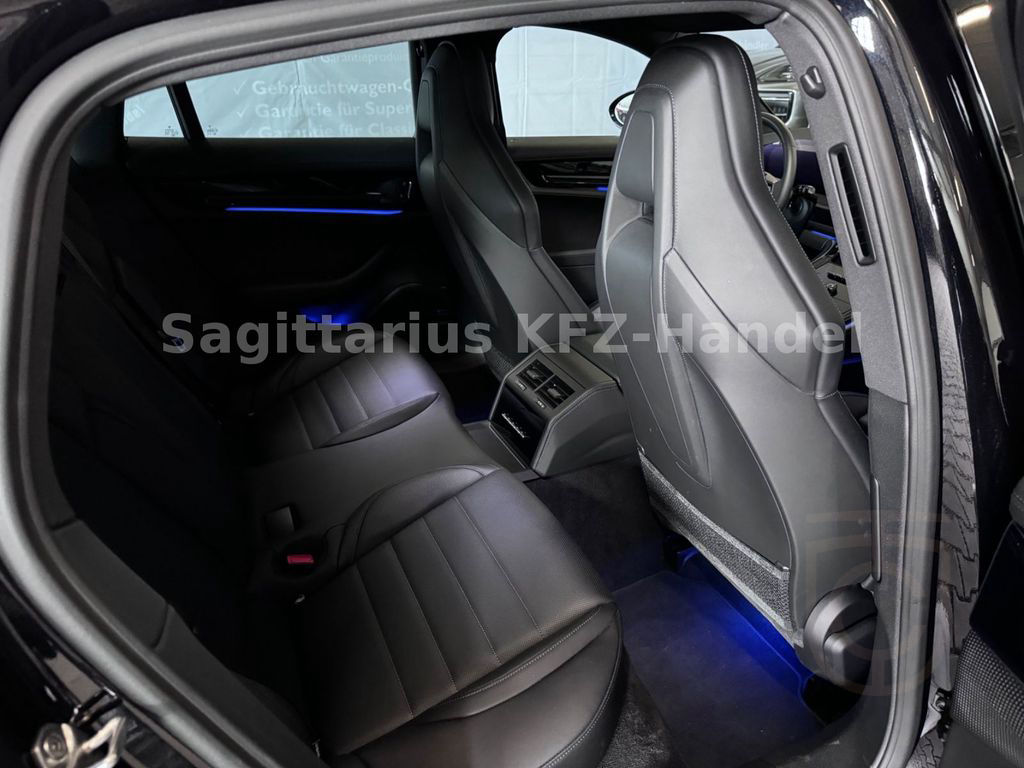 Porsche Panamera 4/InnoD/HUD/3xDisplay/Massage/SAGA/StHz