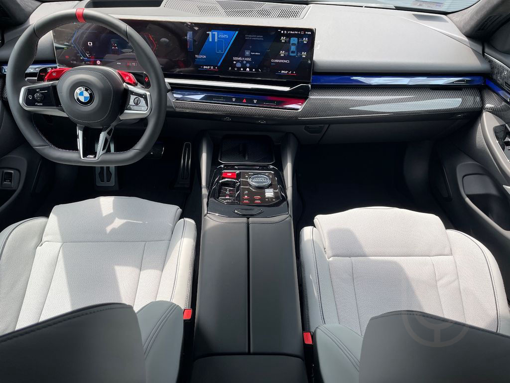 BMW M5 Lim.CARBON.SITZBELÜFT.DR.ASS.PRO.B&W.360°