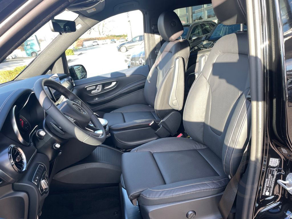Mercedes-Benz EQV 300 AVANTGARDE DISTR+360+BURM+SITZBEL+EL.SIT