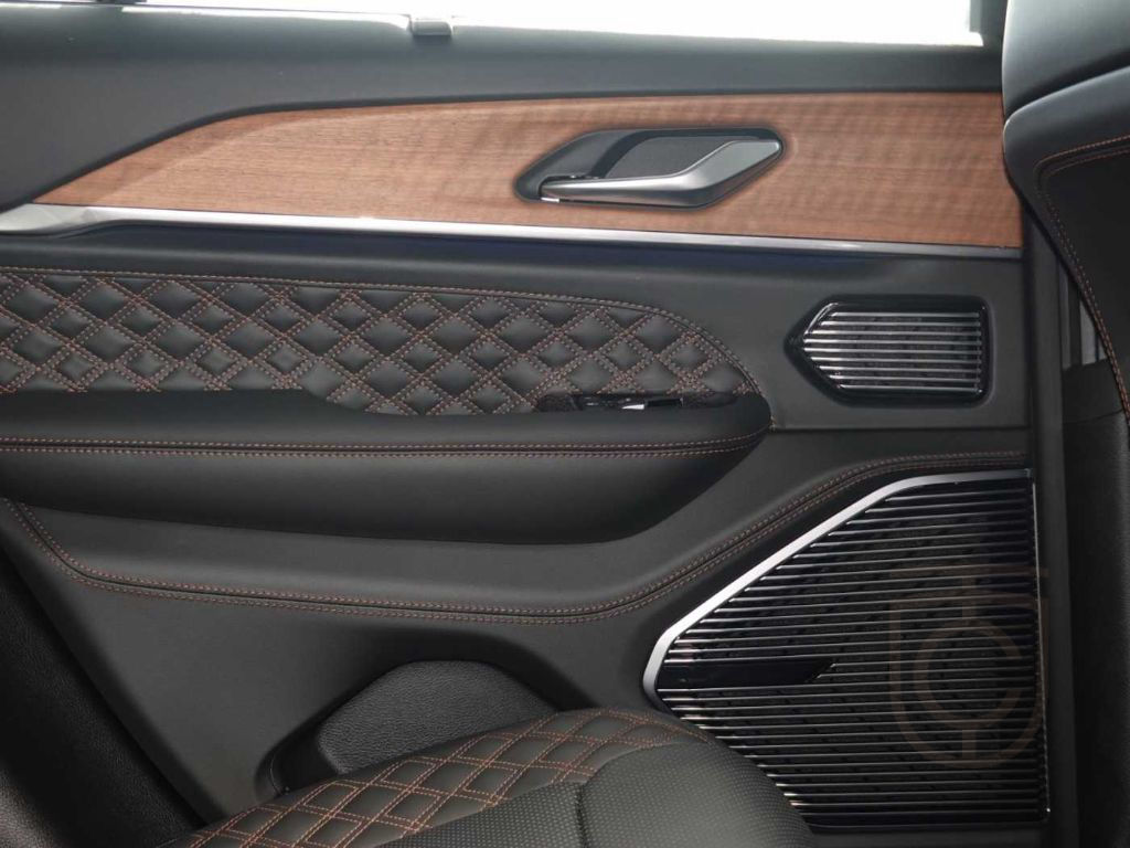 Jeep Grand Cherokee Summit Plug-In-Hybrid 2.0 4xe