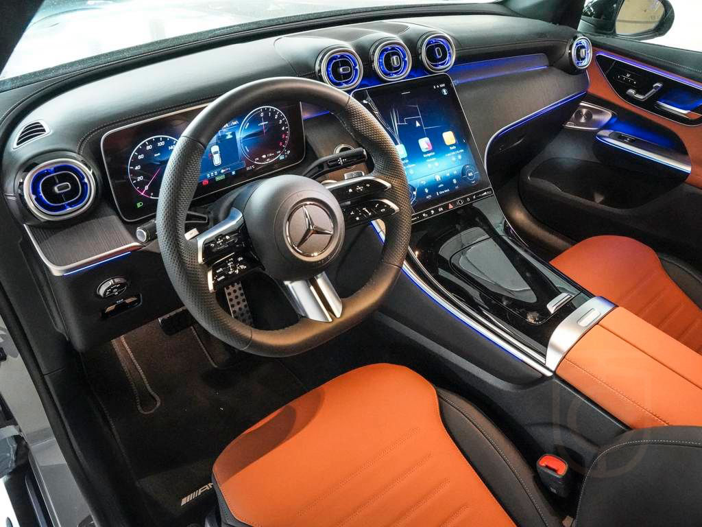 Mercedes-Benz GLC 300 EDITION-AMG-DISTRONIC-PANO-UVP 100.000