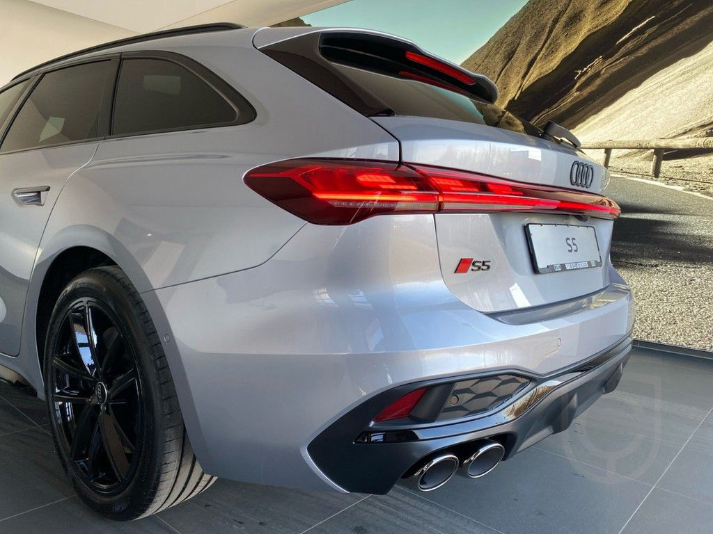 Audi S5 Avant TFSI quattro PANO+HUD+STHZG+360°+AHK+AC