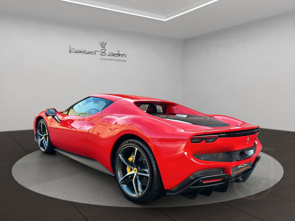 Ferrari 296 GTB *Lift* *Racing Sitze*