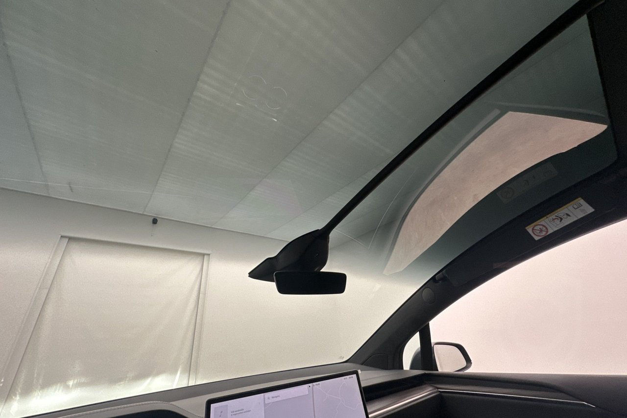 Tesla Model X AWD