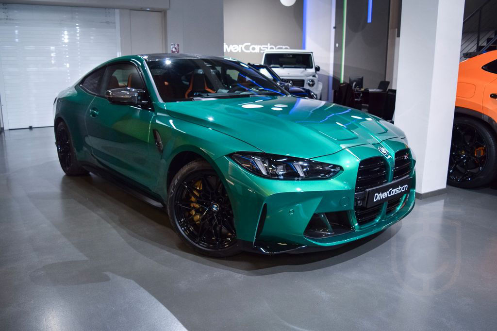 BMW M4 Competition-M RACE TRACK-FULL CARBON-INN PACK