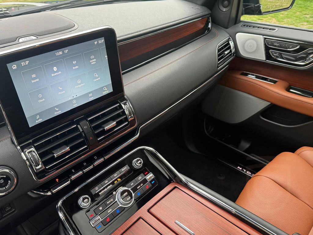 Cadillac Escalade Lincoln Navigator 3.5L V6 Lang Preferre