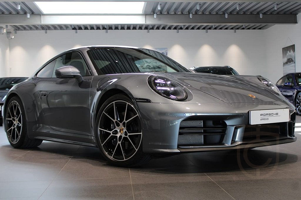 Porsche 911 Carrera