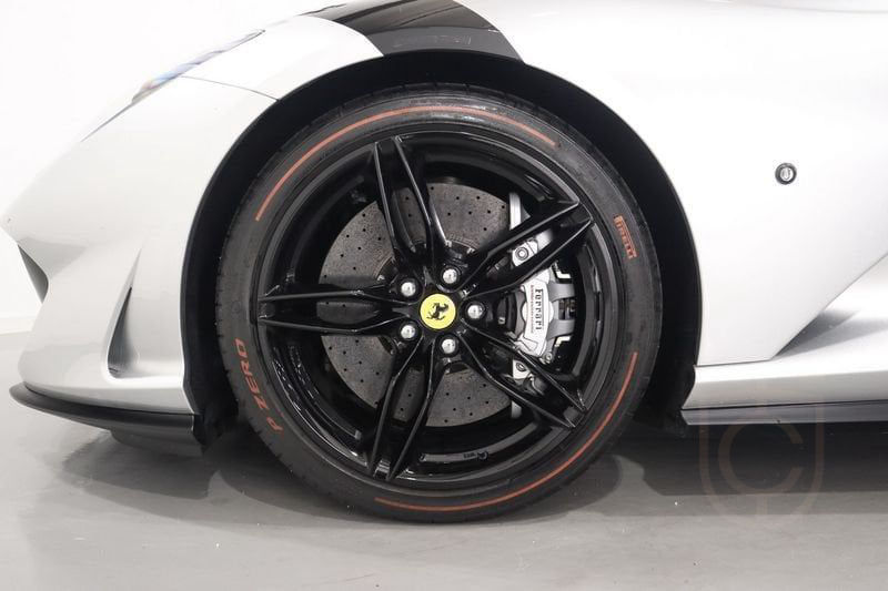 Ferrari 812 Superfast 812 GTS