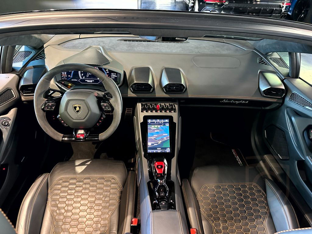 Lamborghini Huracán EVO Spyder*Lift*Sensonum*Wartungspaket