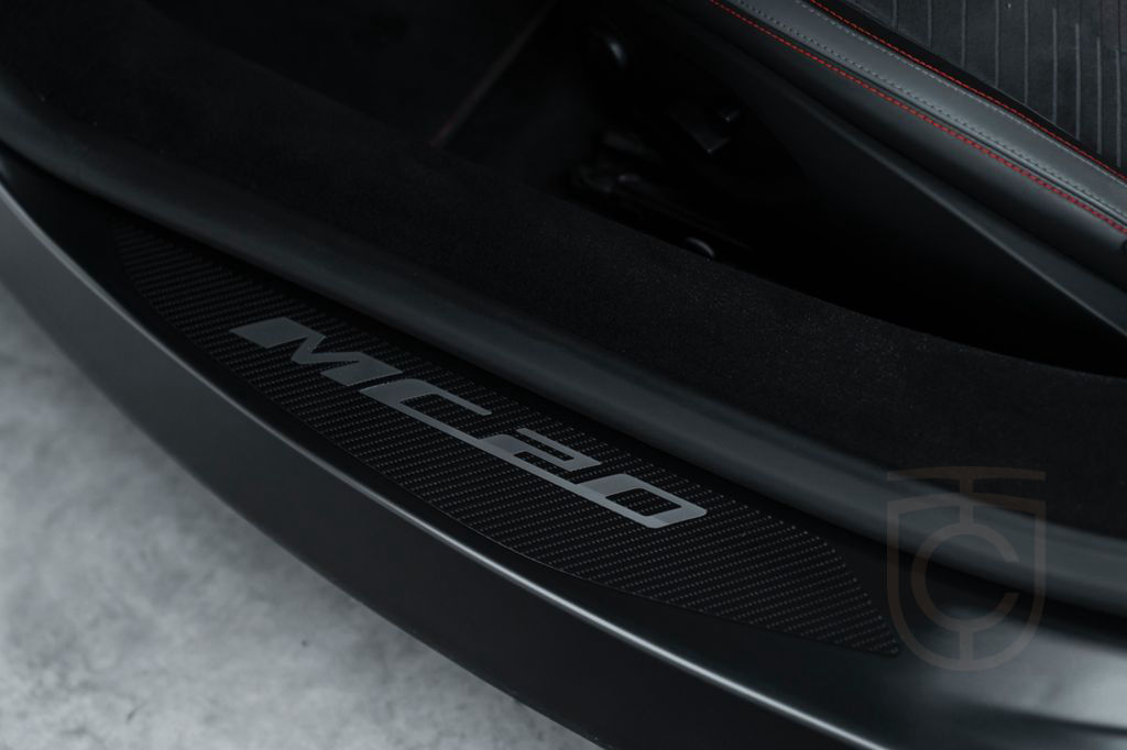 Maserati MC20 3.0 V6 DCT | Lift | Sabelt | Sunus Faber