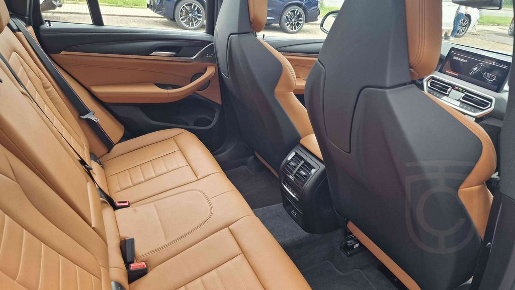 BMW X3 M40i Head-Up HK HiFi DAB LED WLAN RFK Shz