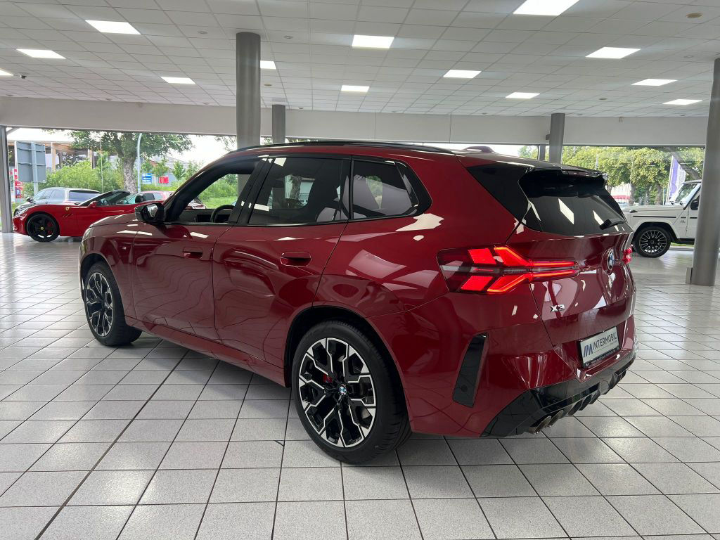 BMW X3 M50 xD*PANO*H-K*STHZG*MEMO*ICONIC*AHK*360°