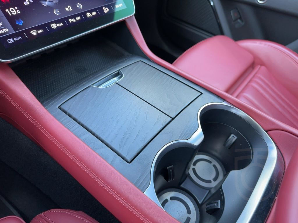 Maserati Grecale Modena 2.0 HYBRID/MHEV AWD 330PS MY23