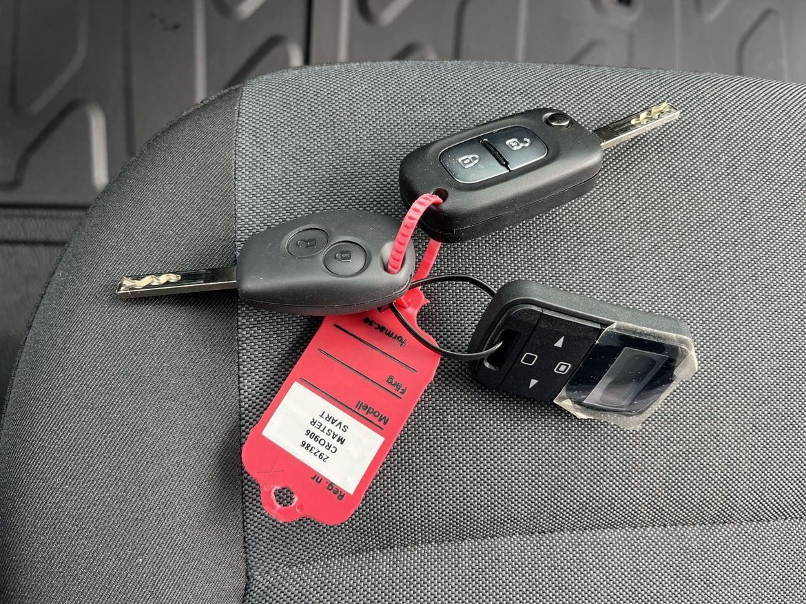 Renault Master Chassi Cab ChEn phII Base 165 L3H1 FWD