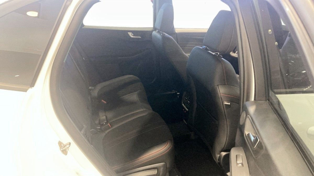 Ford Kuga ST-LINE X Plug-In-Hybrid