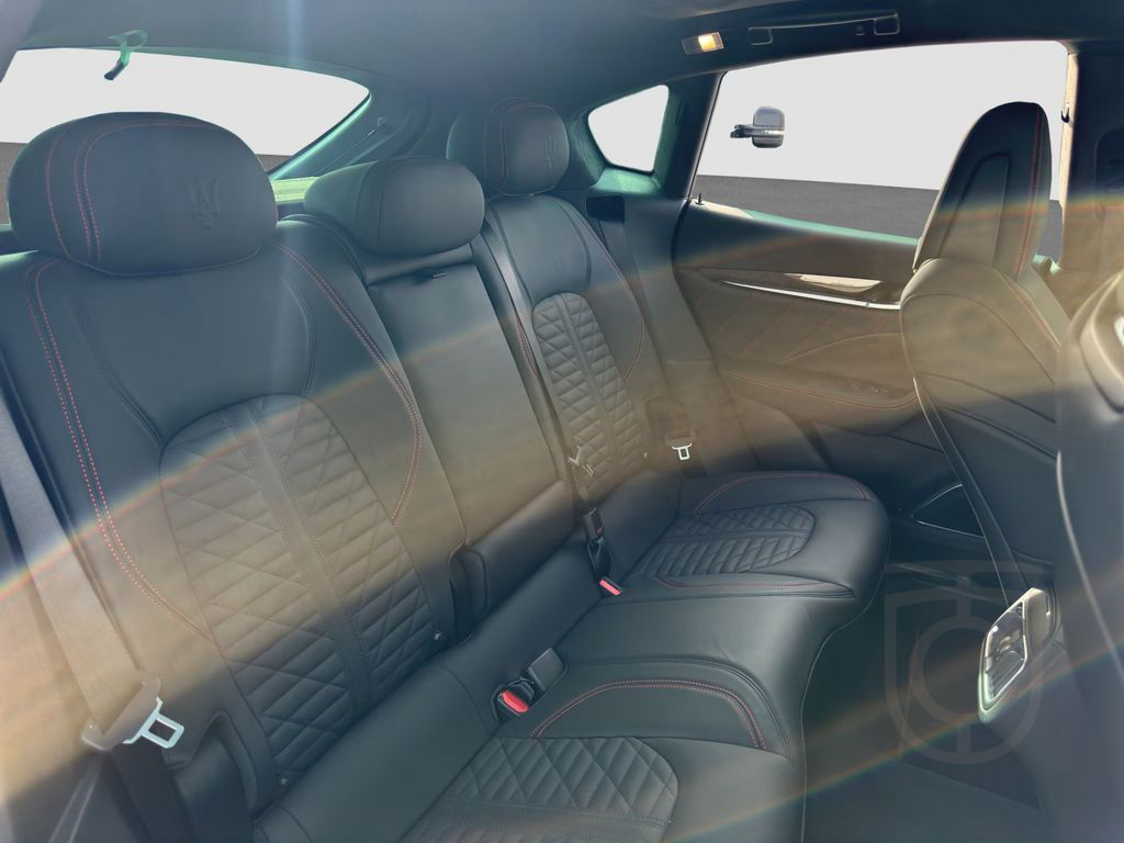 Maserati Levante V8 Trofeo MY23+Pano+Fahrassistenz-Paket