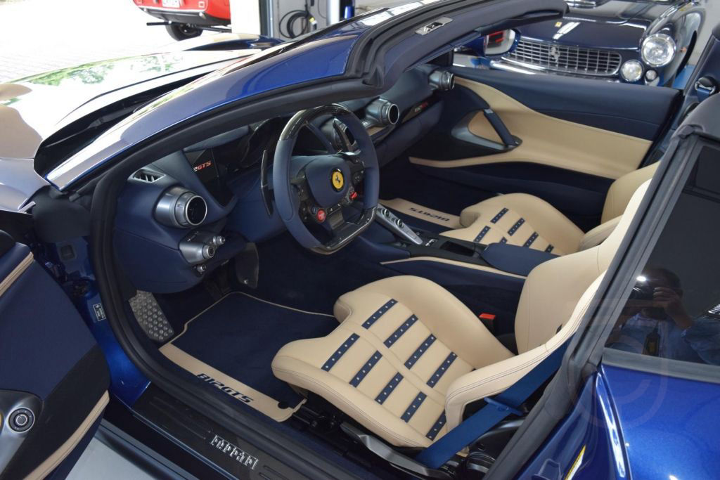 Ferrari 812 GTS