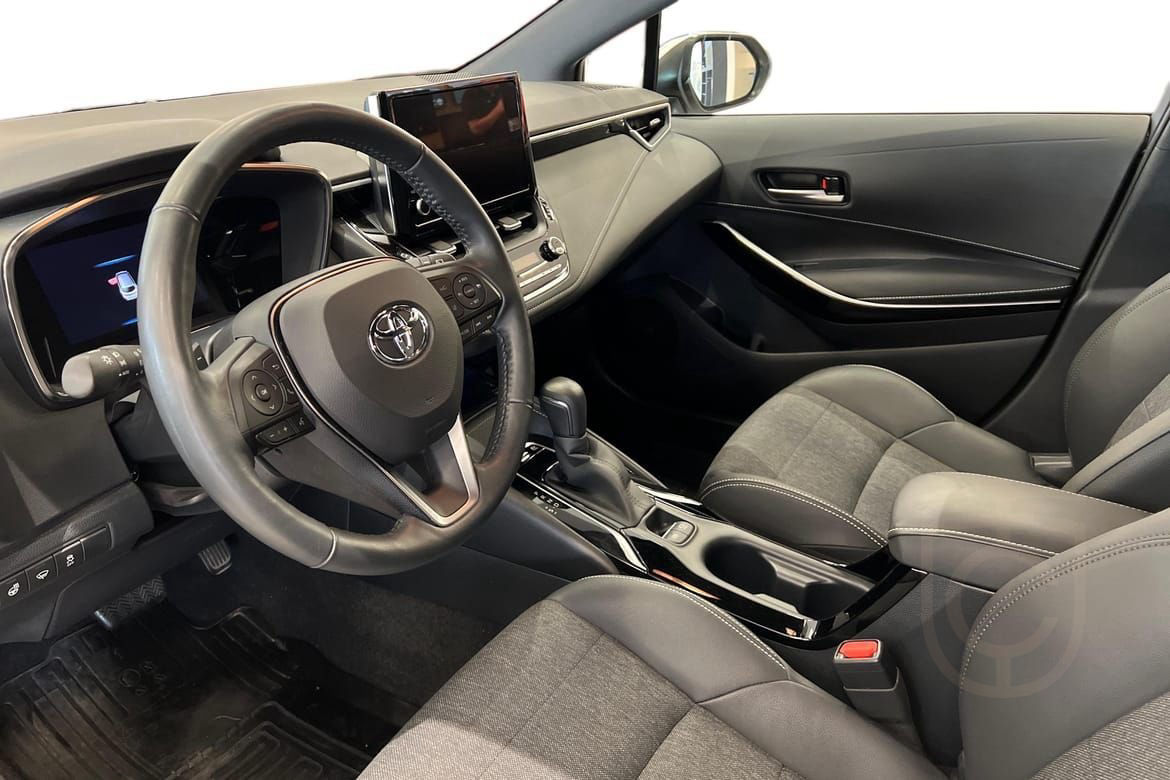 Toyota Corolla Touring Sports Hybrid 2.0 Style Approved Used