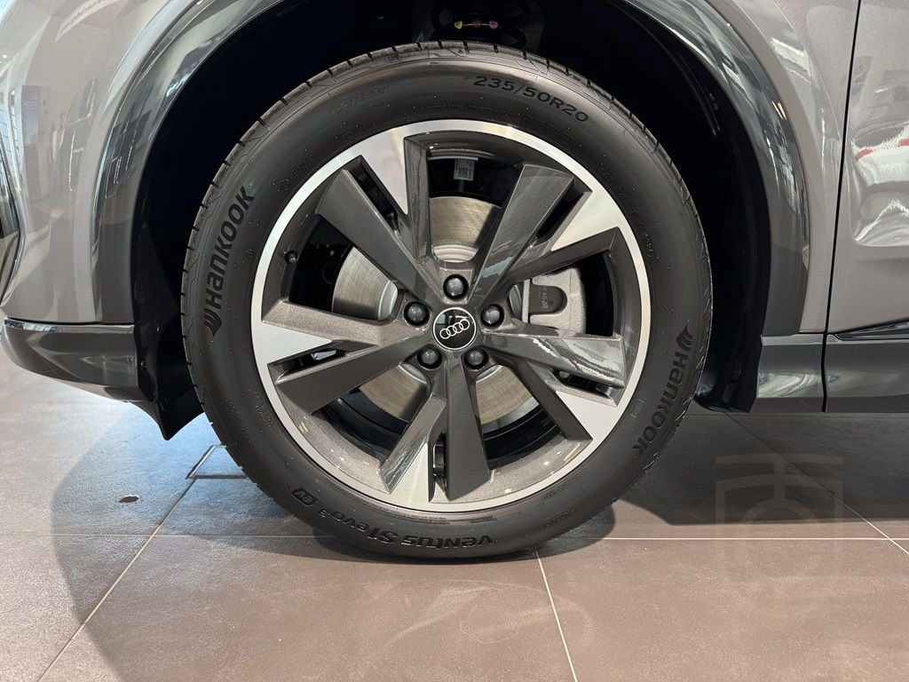 Audi Q4 e-tron 45 QUATTRO