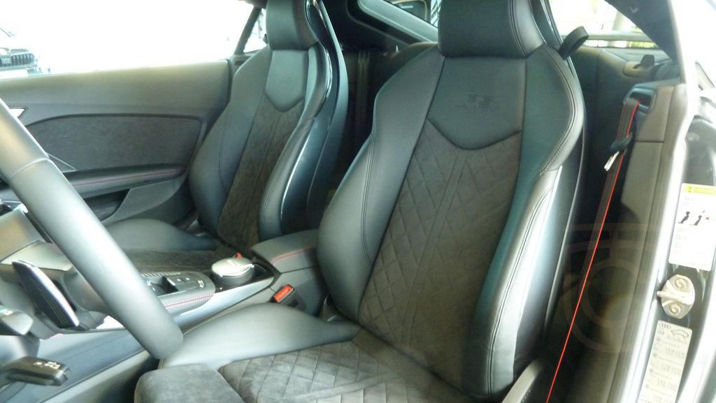Audi TT RS 2.5 20V TFSI 2.5 TFSI quattro