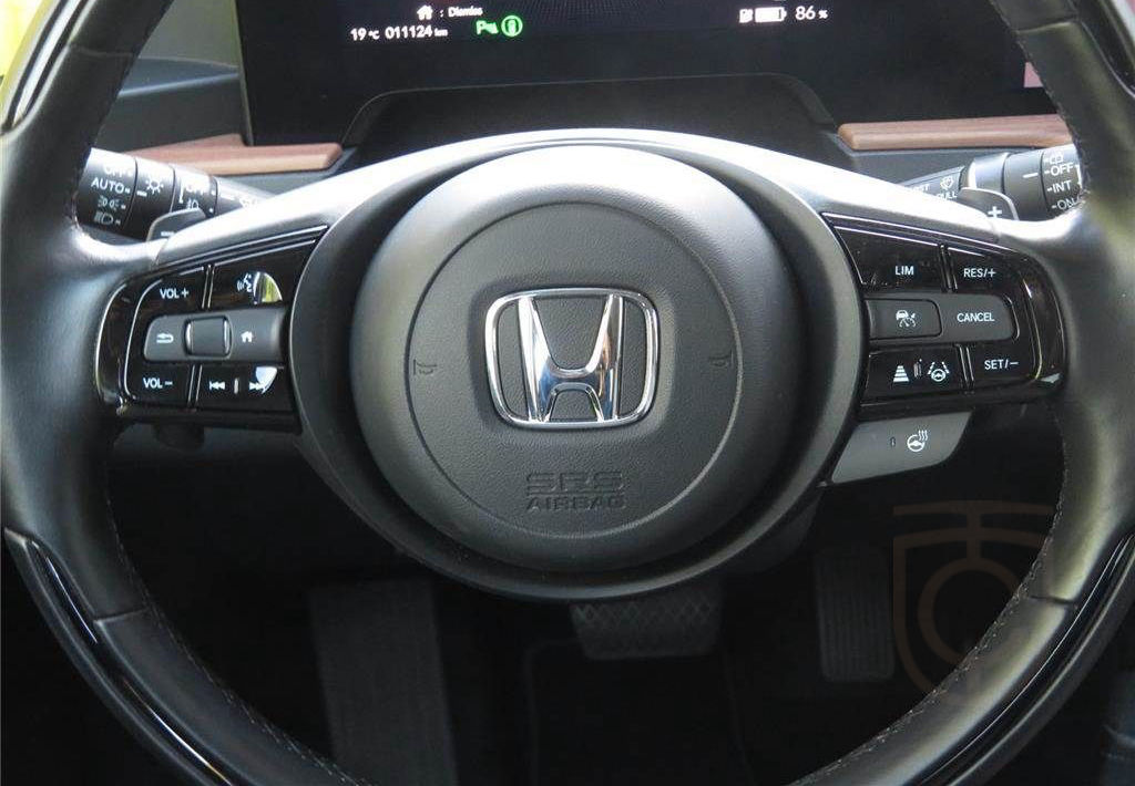 Honda E