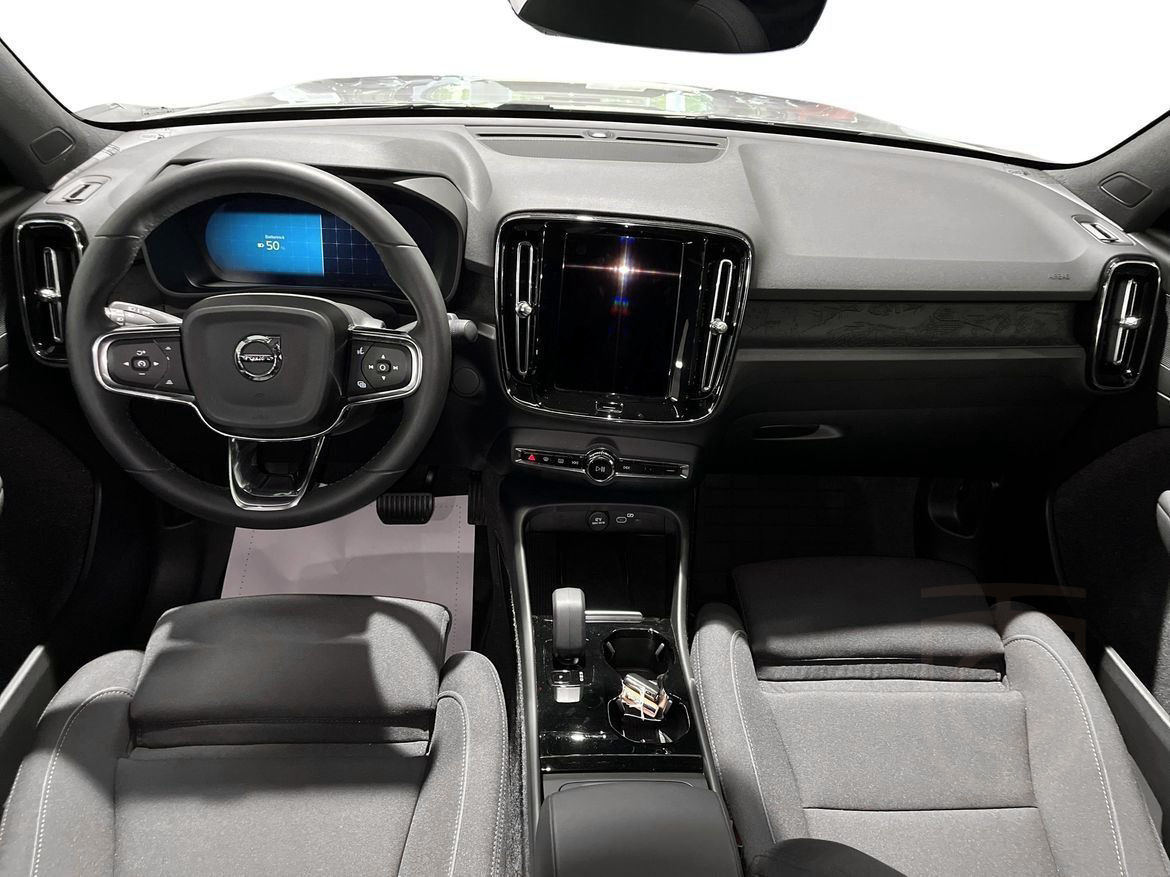 Volvo C40 Recharge Single Motor Extended Range Core