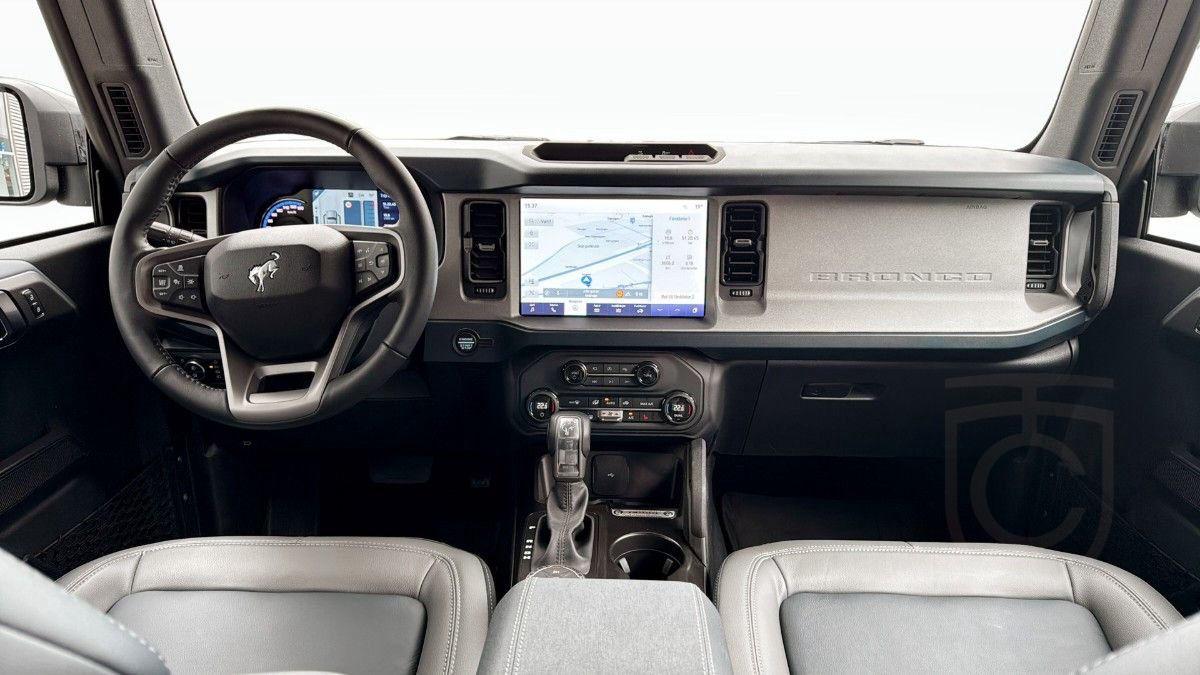 Ford Bronco Outer Banks 2.7L Bi-Turbo EcoBoost V6