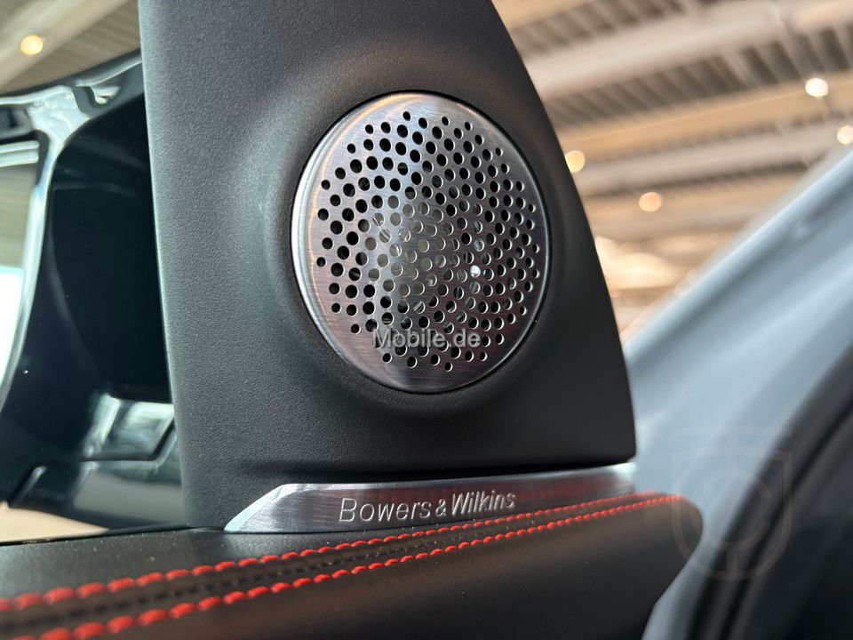 BMW XM 4.4 Label Red M Drivers Package Sport Aut.