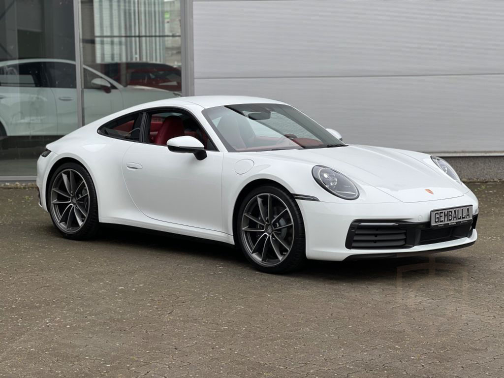 Porsche 911 992 CARRERA COUPE, MY 2023, EZ. 08/2025