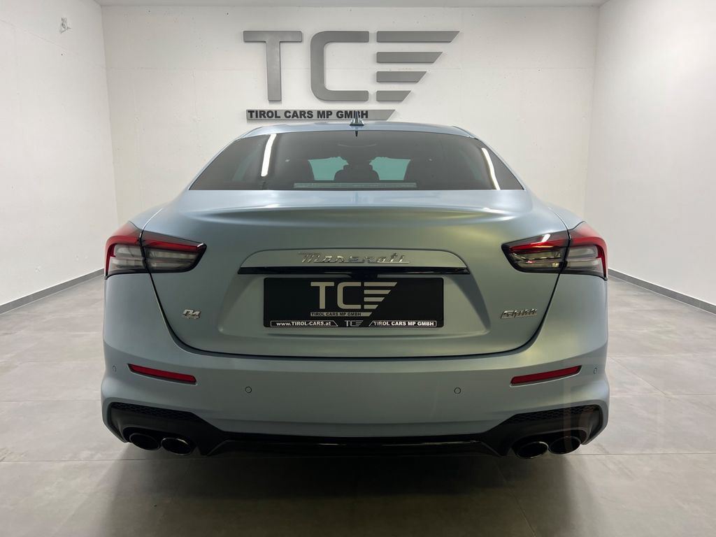 Maserati Ghibli SQ4 F Tributo Sondermodell, Pano, KW, ...
